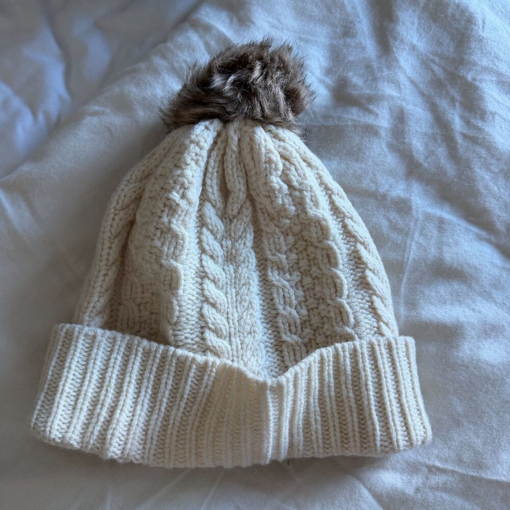 J.CREW POM POM CABLEKNIT BEANIE